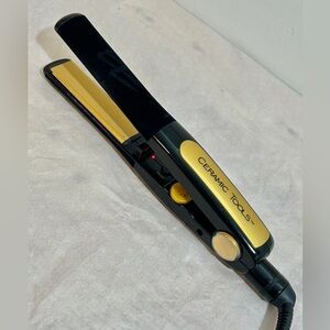 Conair Ceramic Flat Iron Hair Straightner 1-inch Narrow 360° Swivel Cord